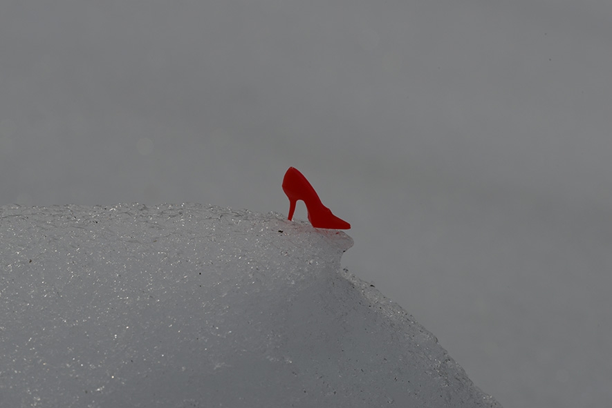  Photography: Shoe Ice Cliff